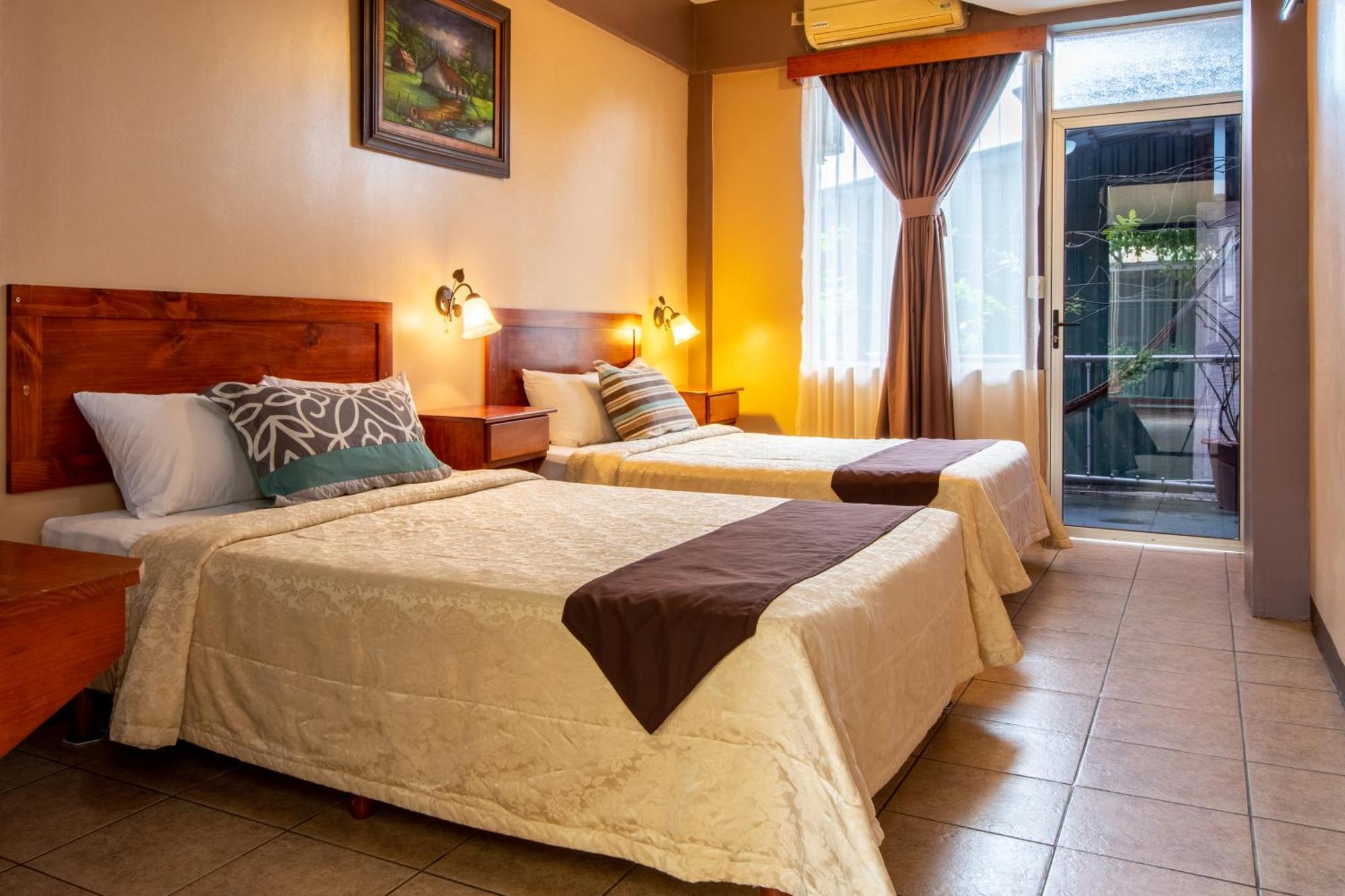 Hotel Las Colinas La Fortuna Ngoại thất bức ảnh