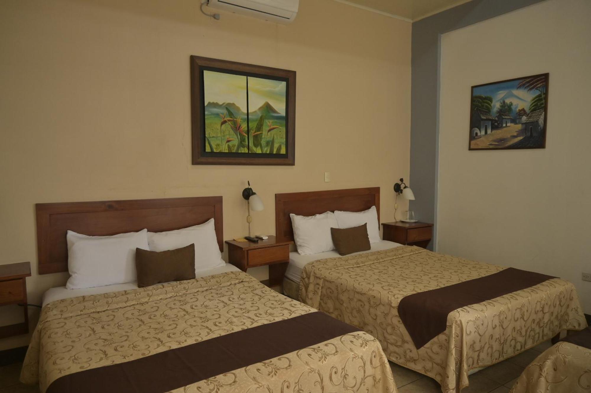 Hotel Las Colinas La Fortuna Ngoại thất bức ảnh