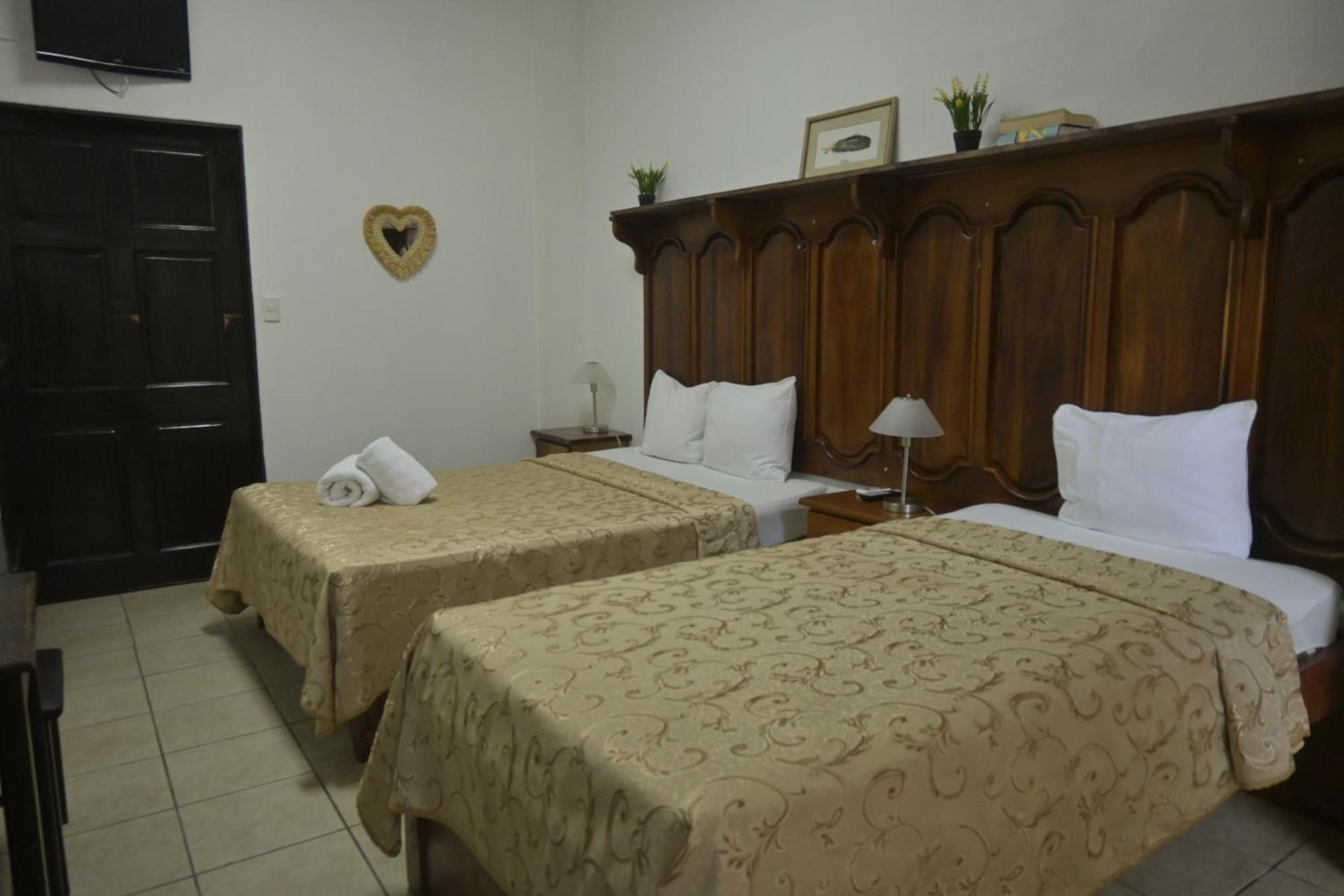 Hotel Las Colinas La Fortuna Ngoại thất bức ảnh