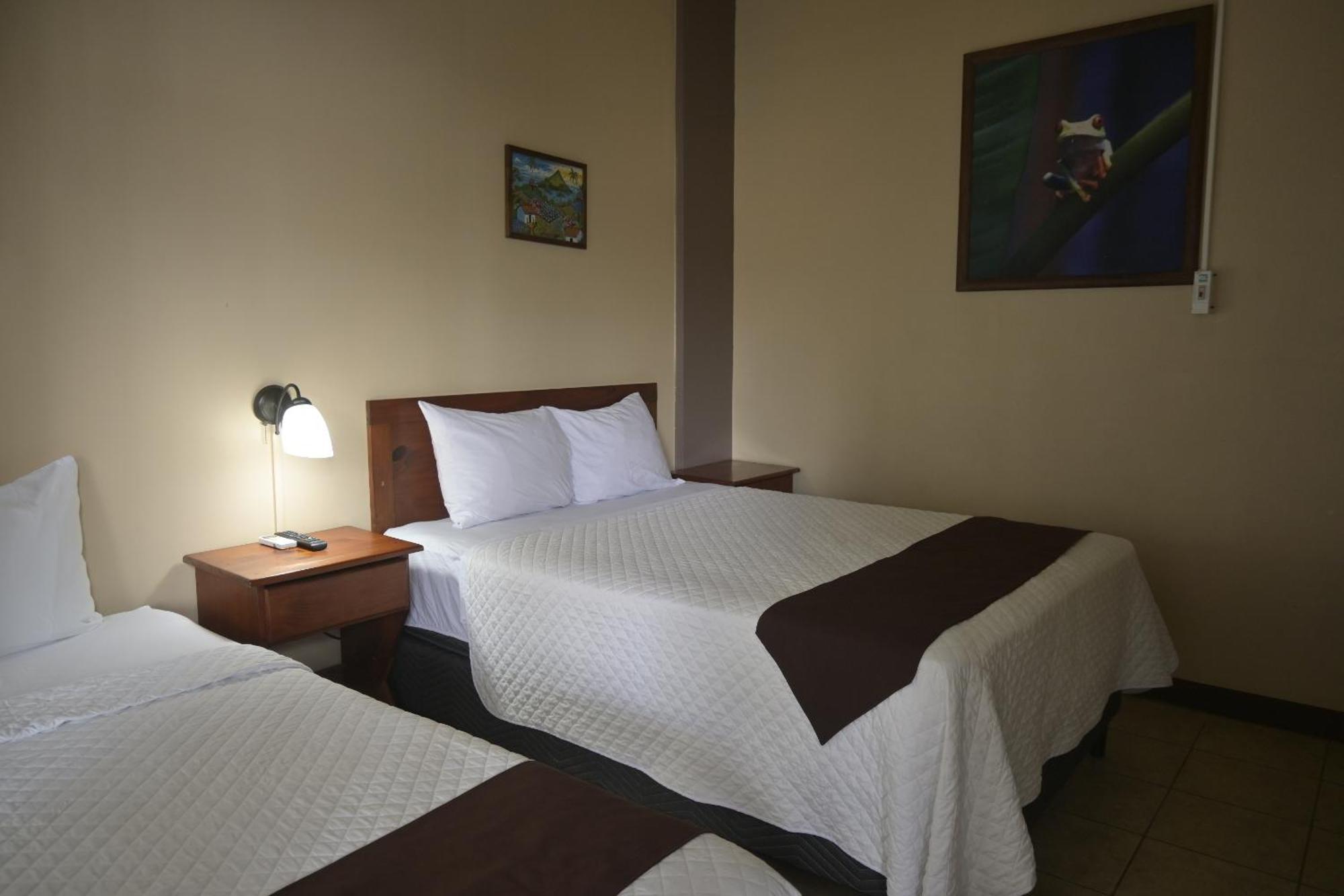 Hotel Las Colinas La Fortuna Ngoại thất bức ảnh